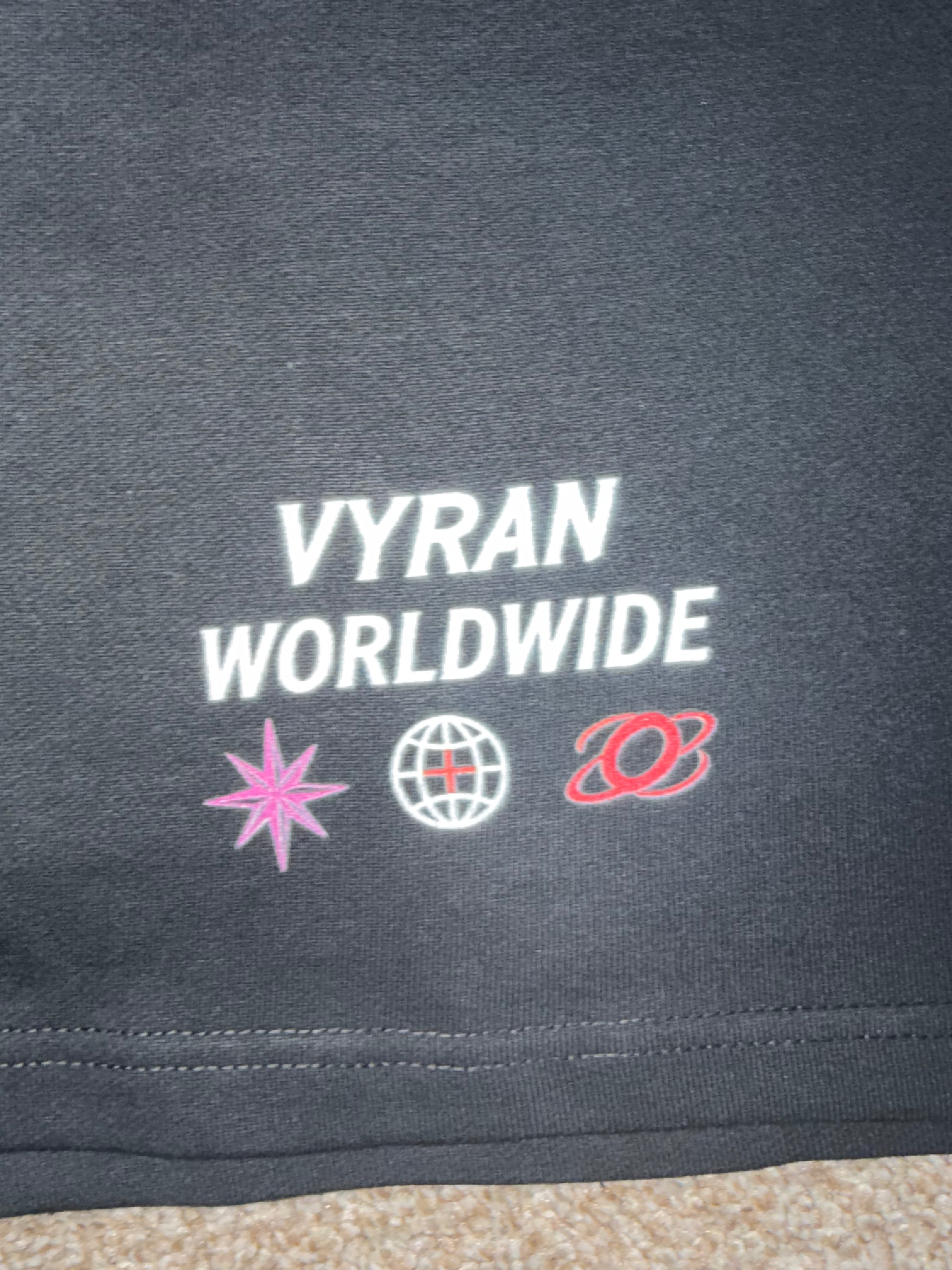 Vyran Black shorts