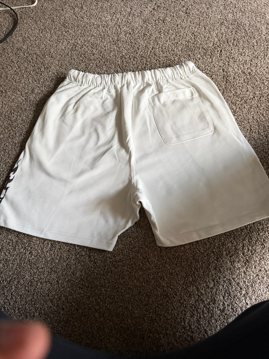 Vyran White shorts